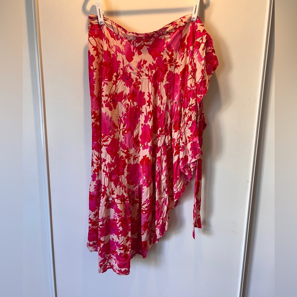 Mira Wrap Skirt Beach Cover Up Pink Floral Flowers Cute Size Small